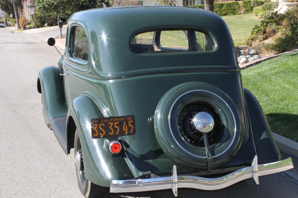 35FordTudor 033