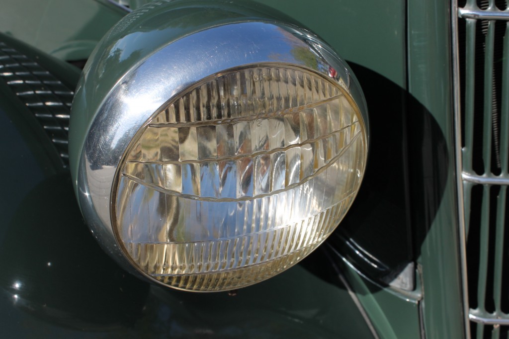 35FordTudor 054