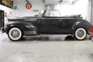 1941 Packard 120 Convertible Coupe. 8 cylinder, overdrive, radio, heater, Goddess. Complete, needs restoration. 